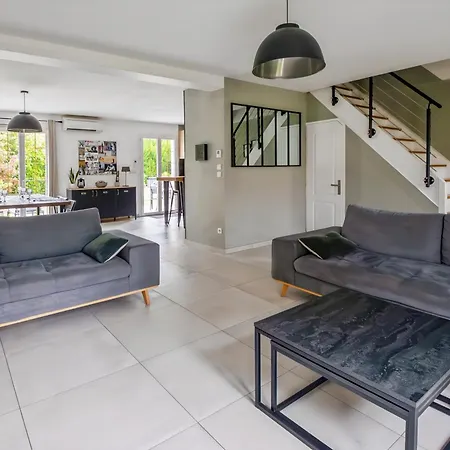 Maison Cosy Campagne, Spacieuse, Terrasse Дом отдыха *